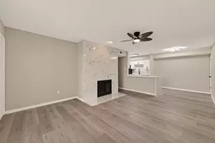 1860 White Oak Dr, Houston, TX 77009 - Photo 5