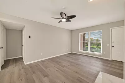 1860 White Oak Drive #311, Houston, TX 77009 - Photo 7