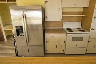 876 County Rd 298, Sargent, TX 77414 - Photo 9