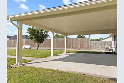 3337 Bridgette Lane, Mont Belvieu, TX 77523 - Photo 35