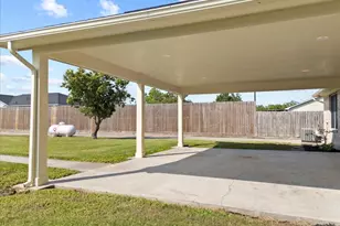 3337 Bridgette Ln, Mont Belvieu, TX 77523 - Photo 35