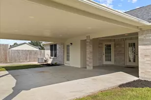 3337 Bridgette Ln, Mont Belvieu, TX 77523 - Photo 33