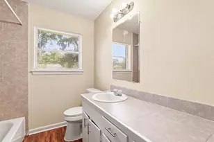 10227 Glenmawr Dr, Houston, TX 77075 - Photo 15