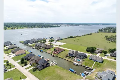 10808 Bourbon Street, Willis, TX 77318 - Photo 19