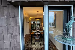 702 N Holiday Dr, Galveston, TX 77550 - Photo 5