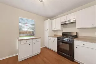 1914 Landmark Dr, Richmond, TX 77406 - Photo 15