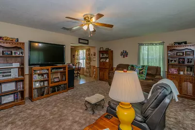 310 W Hartel Street, Sour Lake, TX 77659 - Photo 5