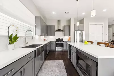 419 Yale Oaks Lane, Houston, TX 77091 - Photo 9