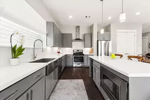 419 Yale Oaks Ln, Houston, TX 77091 - Photo 9