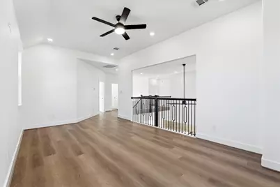 741 S Carroll Street, La Porte, TX 77571 - Photo 17
