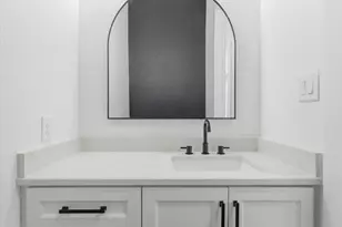 741 S Carroll St, La Porte, TX 77571 - Photo 11