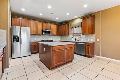 518 Honeysuckle Vine Drive, Rosenberg, TX 77469 - Photo 9