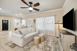 14 Fitzroy Pl, Conroe, TX 77384 - Photo 11