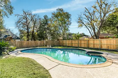 267 Wentworth Drive, West Columbia, TX 77486 - Photo 9