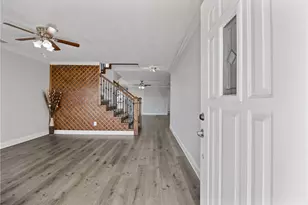 14942 Gray Ridge Dr, Houston, TX 77082 - Photo 3