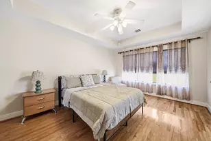 9802 Cynthia Ann Ct, Houston, TX 77025 - Photo 13