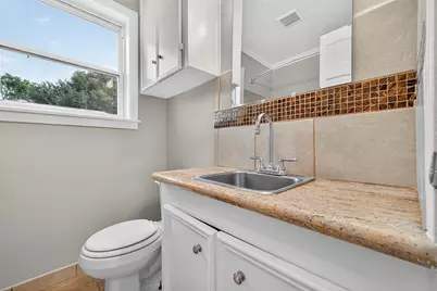4208 Europa Street, Houston, TX 77022 - Photo 19