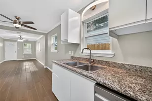 4208 Europa St, Houston, TX 77022 - Photo 13