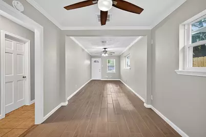 4208 Europa Street, Houston, TX 77022 - Photo 5