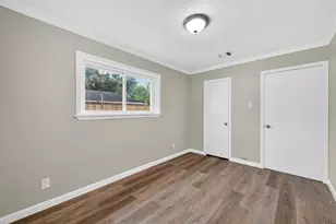 4208 Europa St, Houston, TX 77022 - Photo 17
