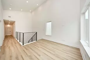 934 South Ln, Houston, TX 77088 - Photo 7