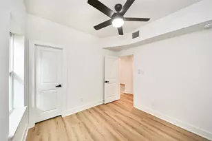 934 South Ln, Houston, TX 77088 - Photo 39