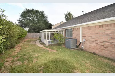 18058 Brooknoll Drive, Houston, TX 77084 - Photo 11