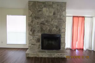 17401 Red Oak Dr, Houston, TX 77090 - Photo 7
