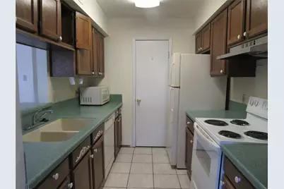 17401 Red Oak Drive #82, Houston, TX 77090 - Photo 1