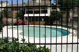 17401 Red Oak Dr, Houston, TX 77090 - Photo 31