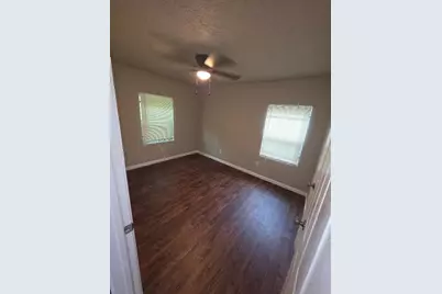 7343 Le Havre Road, Houston, TX 77033 - Photo 15