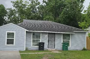 7343 Le Havre Rd, Houston, TX 77033 - Photo 1