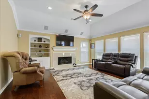 2810 Silver Bough Circle Circle, Houston, TX 77059 - Photo 5