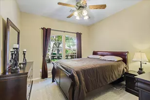 2810 Silver Bough Circle Circle, Houston, TX 77059 - Photo 17