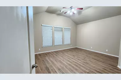 26939 Glacier Creek Drive, Katy, TX 77494 - Photo 7