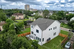 4009 Newshire Dr, Houston, TX 77025 - Photo 7