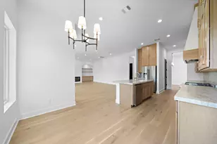 4009 Newshire Dr, Houston, TX 77025 - Photo 9