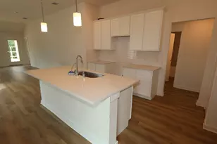 1033 Garnet Star Dr, La Marque, TX 77568 - Photo 5
