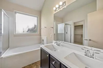 5419 Roaring Peaks Lane, Katy, TX 77449 - Photo 9
