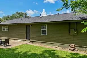 117 Cannon St, Clute, TX 77531 - Photo 21