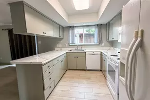 2226 Triway Ln, Houston, TX 77043 - Photo 11