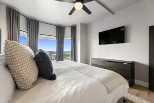 2001 Holcombe Blvd, Houston, TX 77030 - Photo 15