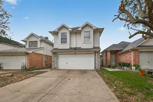 6710 Bellaire Gardens Dr, Houston, TX 77072 - Photo 5