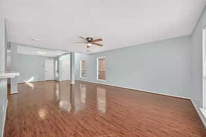 6710 Bellaire Gardens Drive, Houston, TX 77072 - Photo 13