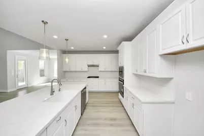 17011 Sweet Iris Court, Conroe, TX 77302 - Photo 9