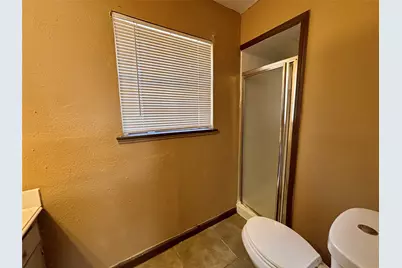 5631 W Bellfort, Houston, TX 77035 - Photo 17