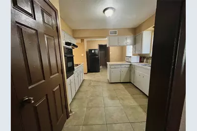 5631 W Bellfort, Houston, TX 77035 - Photo 5