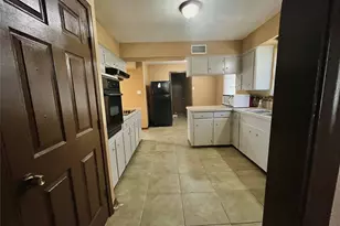 5631 W Bellfort, Houston, TX 77035 - Photo 5