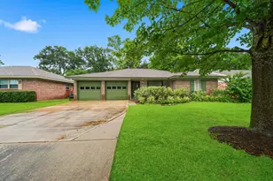 10658 Northbrook Dr, Houston, TX 77043 - Photo 23
