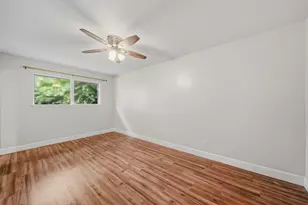 10658 Northbrook Dr, Houston, TX 77043 - Photo 13